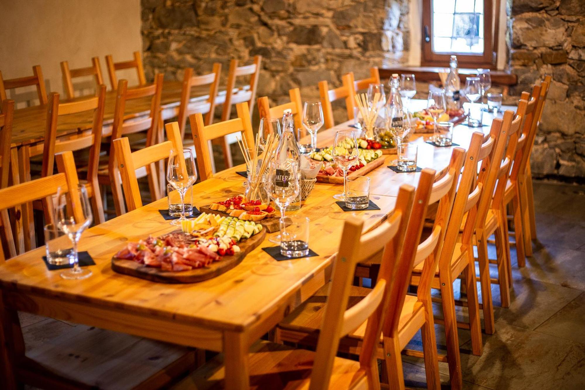 Boutique Rooms & Winery Zorz วิพาวา ภายนอก รูปภาพ